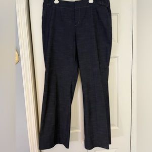 Women’s jean colored pants.